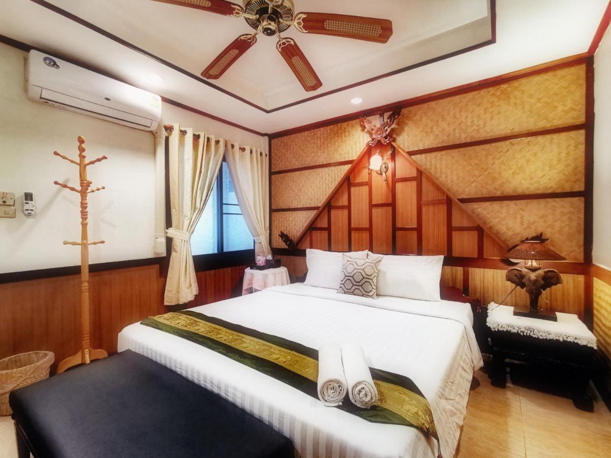 Tavee Guesthouse Bangkok Luaran gambar