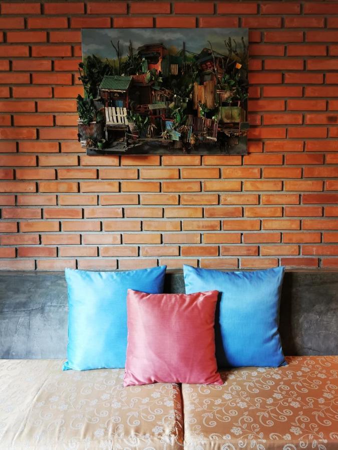 Tavee Guesthouse Bangkok Luaran gambar