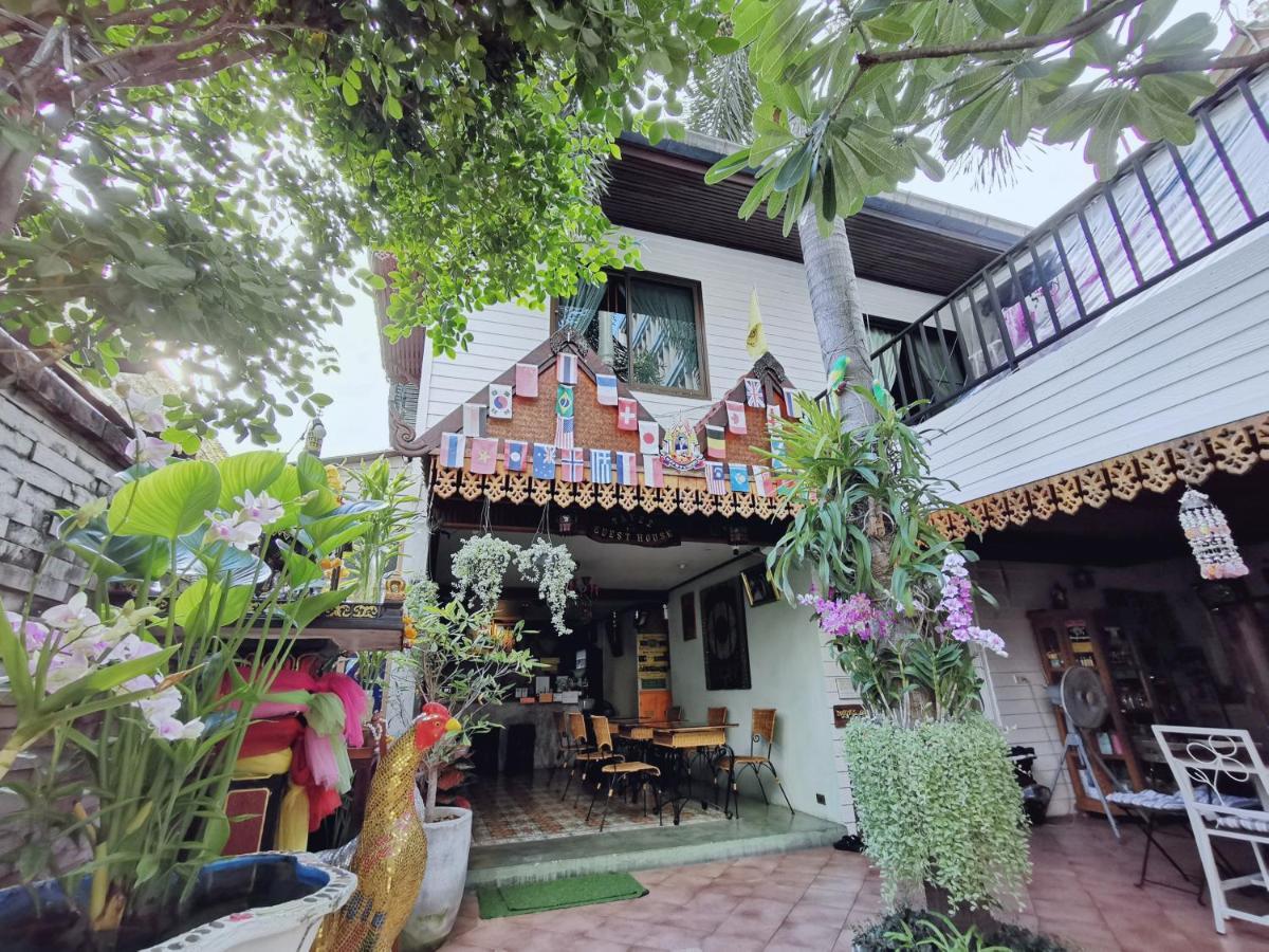 Tavee Guesthouse Bangkok Luaran gambar
