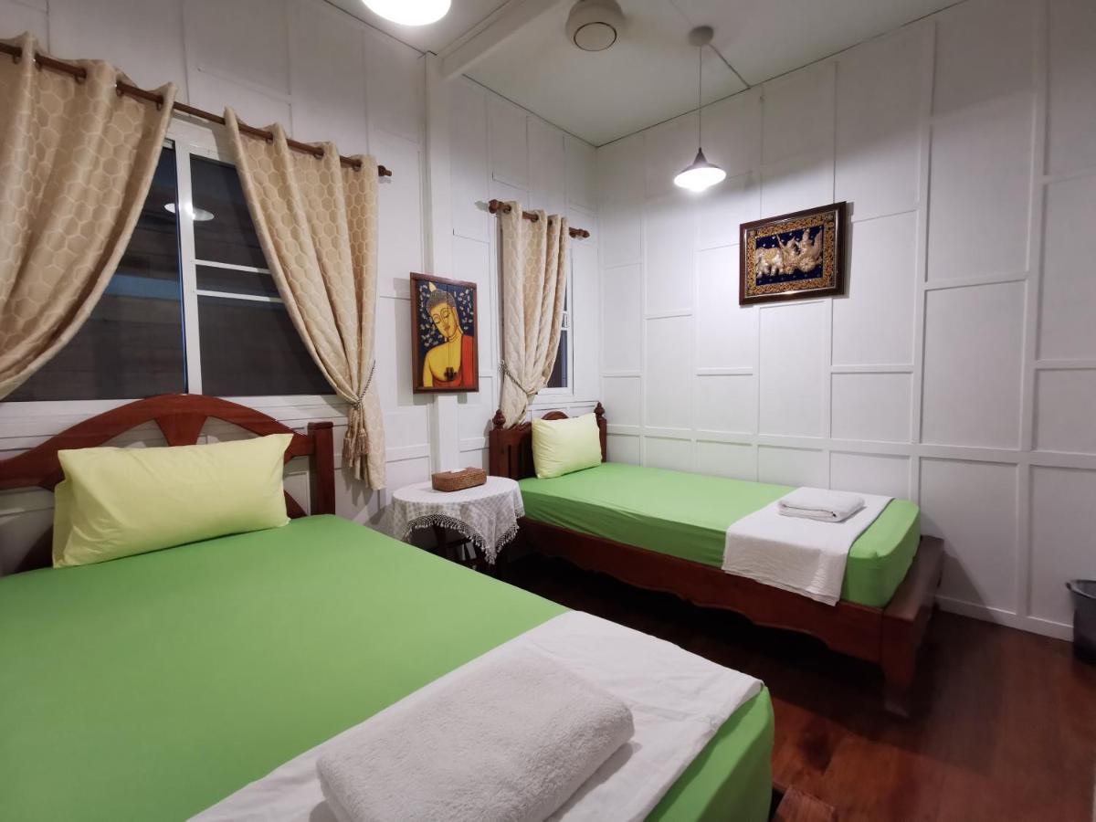 Tavee Guesthouse Bangkok Luaran gambar