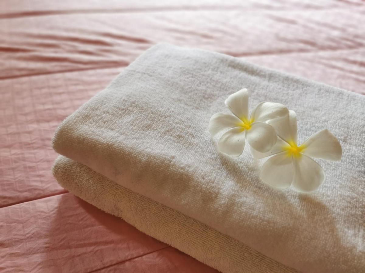 Tavee Guesthouse Bangkok Luaran gambar