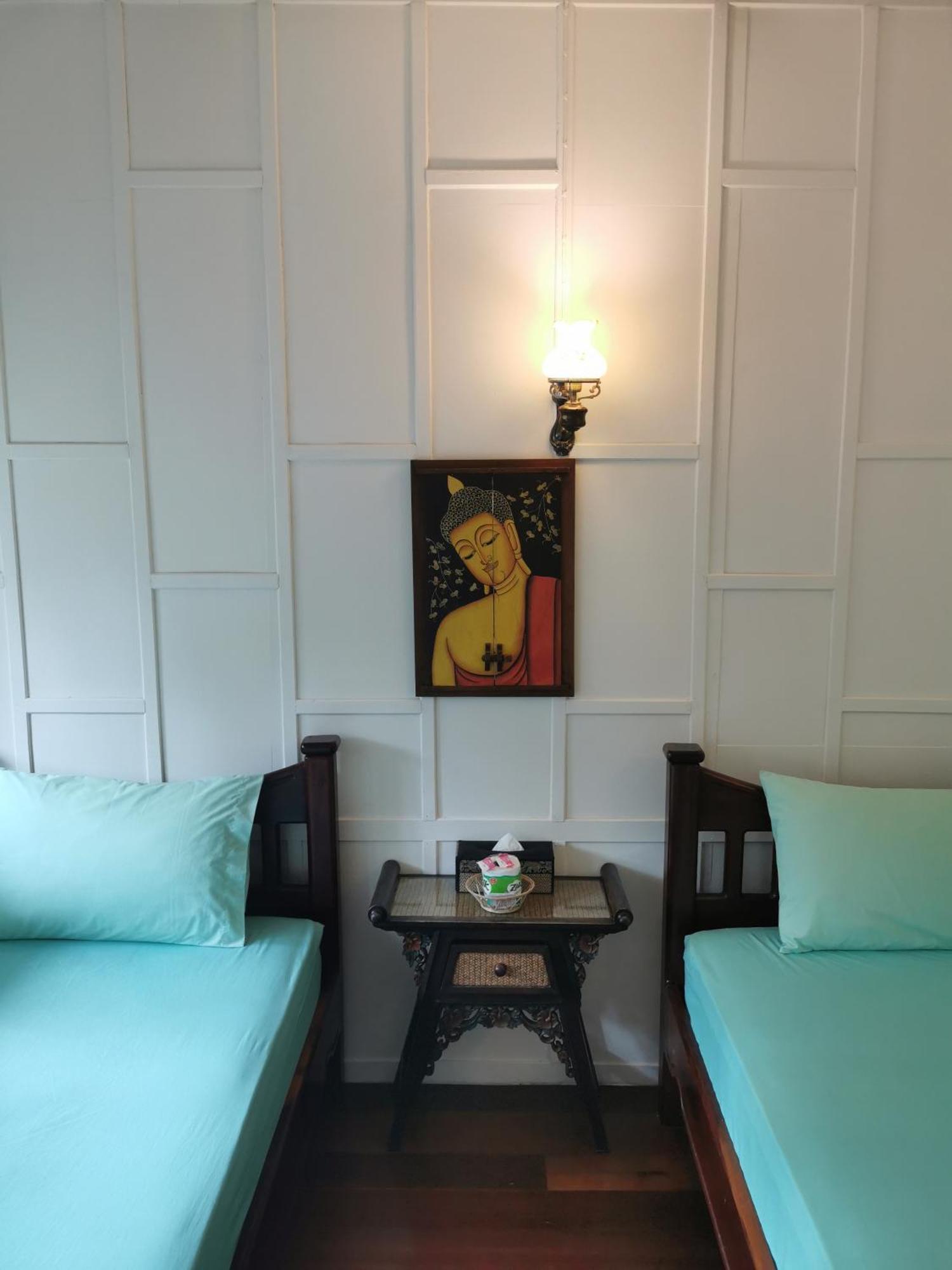 Tavee Guesthouse Bangkok Bilik gambar